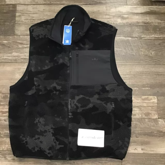 NWT Trefoil Adidas Originals Black CAMO Fleece Reversible VEST  Large - II8157