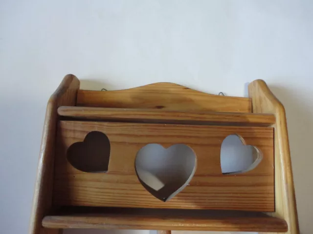 Wooden Wall Shelf Knick knack With  Cut Out swinging HEART and coat pegs 2