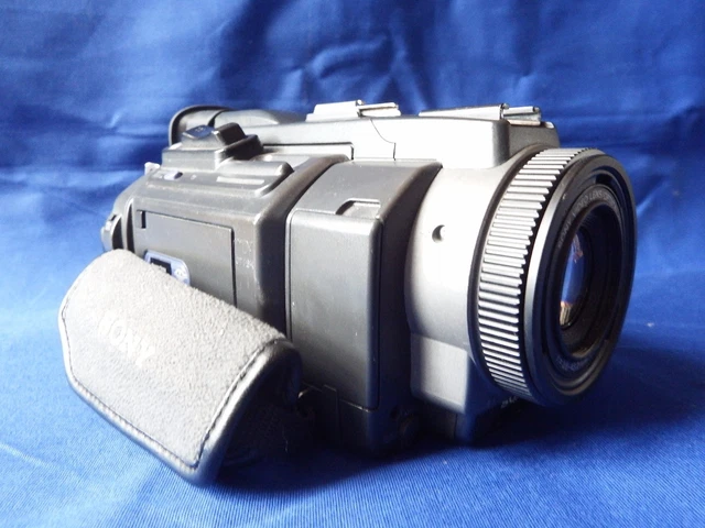 Caméscope Sony DSR-PDX10P - Avec Accessoires, Gris, Professionnel (occasion)