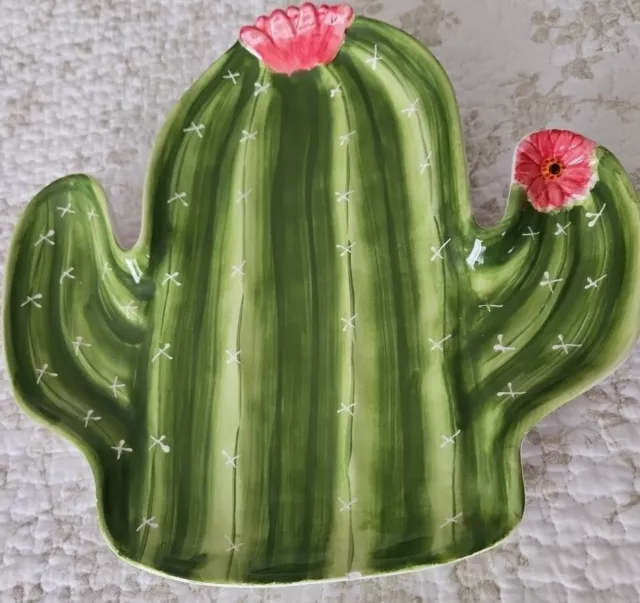 "Pier 1 plato de cactus Saguaro dolomita pintada a mano 12"" x 11"