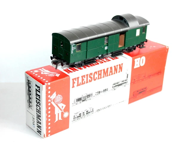 Wagon Voyageur SNCF Fleischmann HO - Réf 5086 F - électrique - Neuf
