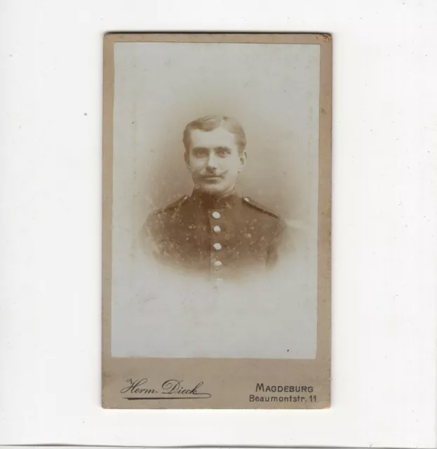 CDV Foto Soldat - Magdeburg um 1900
