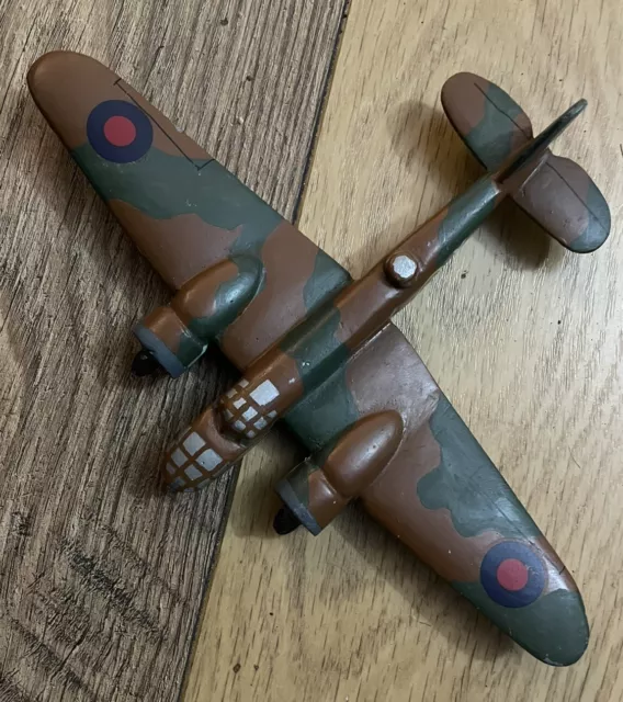 CAST METAL. Desktop 1940s BRISTOL BLENHEIM Model Aeroplane