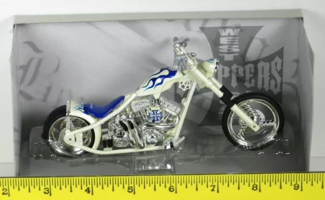 Muscle Machines Jesse James CFL-Rigid West Coast Choppers WCC 1:18 White #9