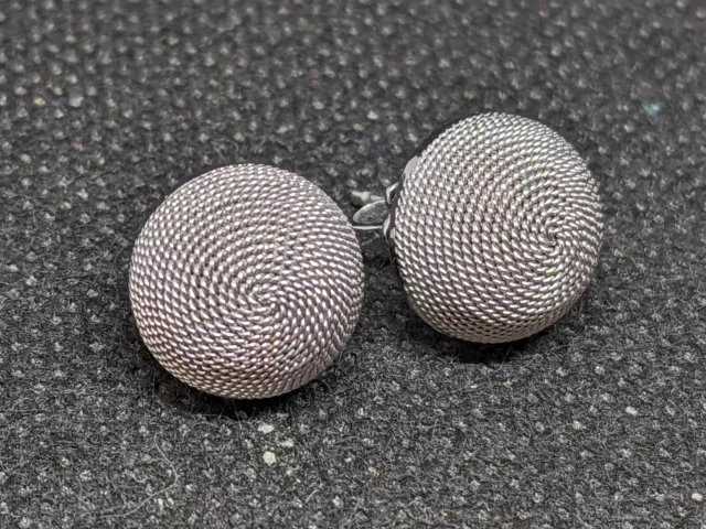 Beautiful 18K White Gold Italy Etched Button Design Earrings Signed (6 Grams)