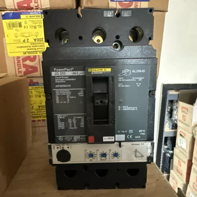 Square D  3 pole 250 amp  JGP36250u31x  /JGL36250u31x Circuit Breaker New No Box