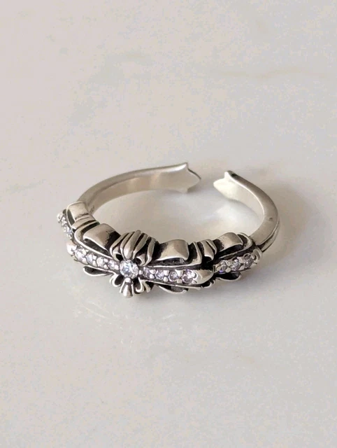 Piercing Hélix Triangle En Or Jaune 18 Carats Avec Zircon Cubique Premium