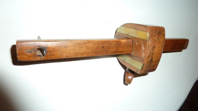 Jouet vintage : outils du menuisier - Collection