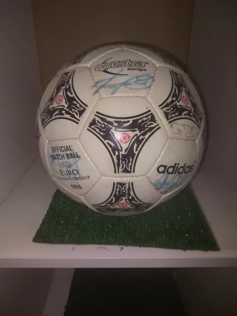 Questra EUROPA  Official Match Ball 1996