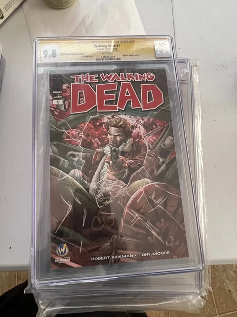 walking dead #1 Wizard World Philadelphia CGC 9.8 SS MANN