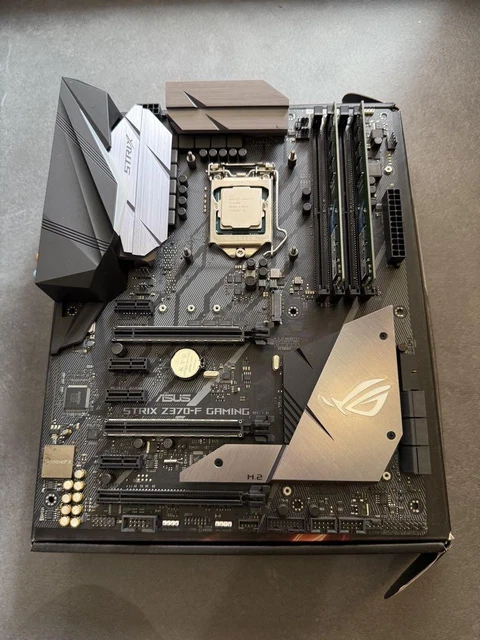INTEL I7-8700K CPU Asus ROG Strix Z370-F Motherboard Corsair