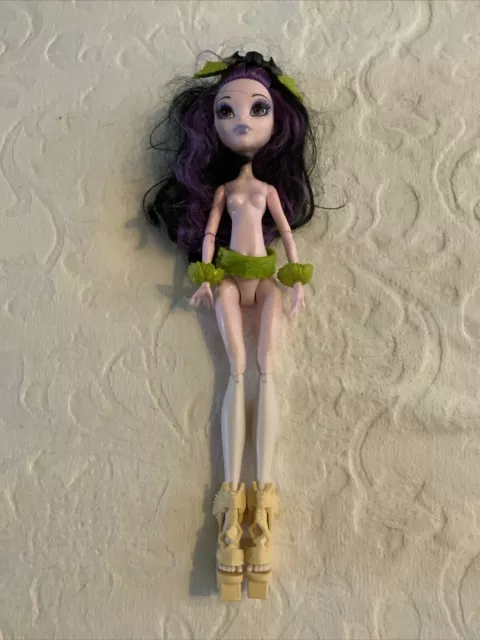 Monster High Ghouls Getaway elissabat Doll , Rare Preowned As Pictured