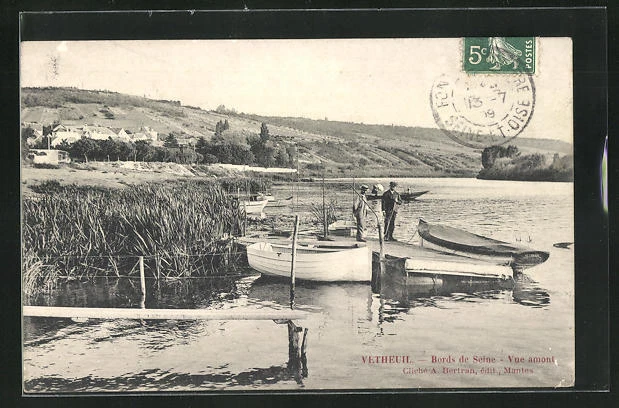 CPA Vetheuil, Bords de Seine - upstream view 1909