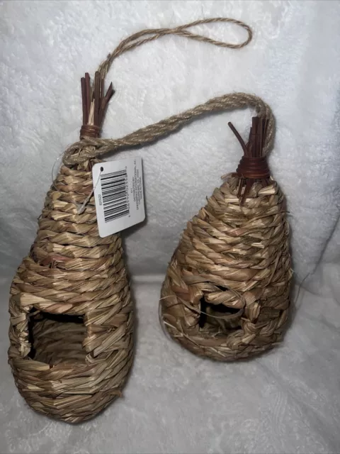 2 Decorative Fern Grass Wicker Ornamental Bird Nester Houses