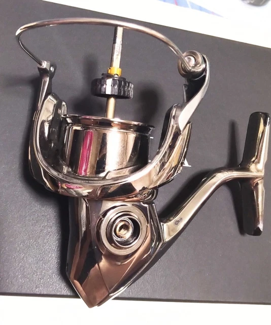 18STELLA Ｃ3000MHG Shimano 18 Stella Fishing Spinning Reel c3000mhg for sale