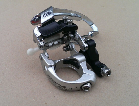 Vintage Shimano Deore XT FD M750 Mountain Bike Front Derailleur 31.8mm Vintage Shimano Deore XT FD M750 Mountain Bike Front Derailleur 31.8mm