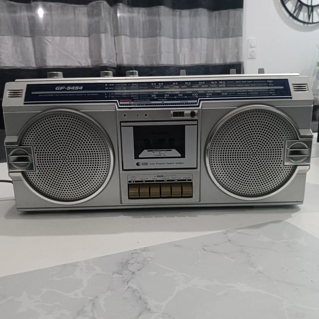 Vintage SHARP GF-5454H ghetto blaster boom box cassettes 100
