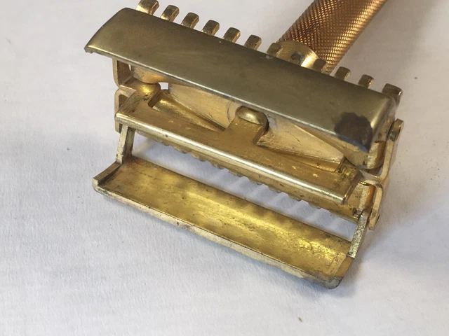 Vtg Gillette SHERATON 1st Generation TTO Razor Gold Tone  Open Comb c.1937 12