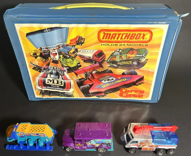 MATCHBOX CARRY CASE & 3 cars Vintage (1976) Holds 24 models 15.99