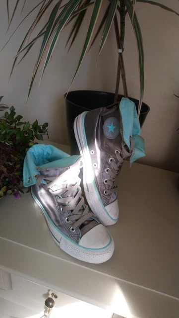 Girls on sale gray converse