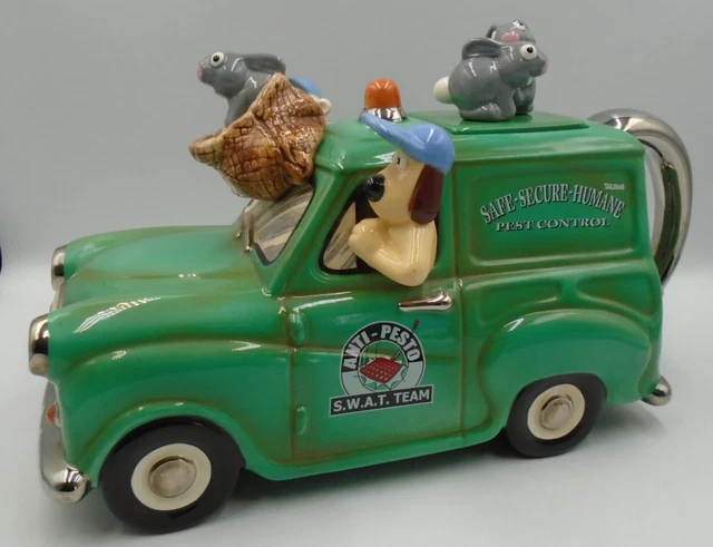 WALLACE AND GROMIT Border Fine Arts Van Teapot Curse of the Were Rabbit ...