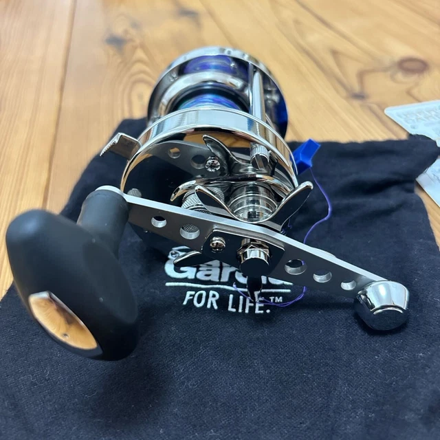 ABU GARCIA AMBASSADEUR 6500CS Rocket 2 Chrome w/ PE Line