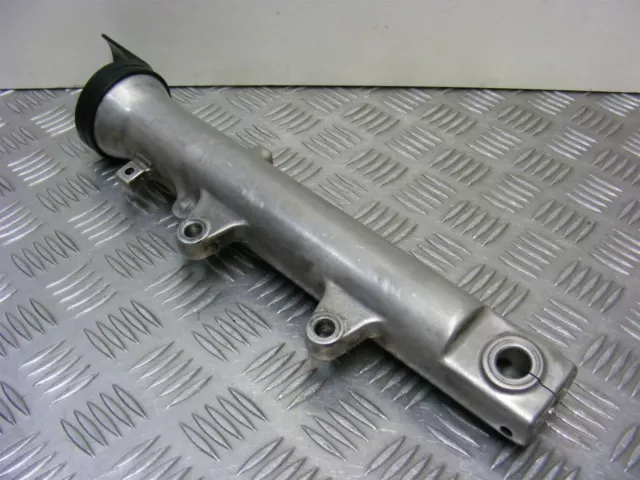 Yamaha FZS 600 Fazer Right Fork Leg Lower 1998 to 2001 A673