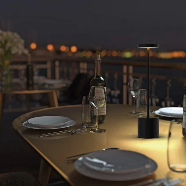 Lampada da tavolo led ricaricabile oro nera bianca PER HOTEL RISTORANTE PUB CASA