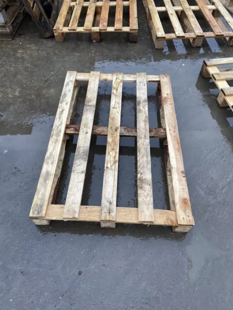 AMAZON SELLERS Used MEDIUM Duty wooden pallets EURO SIZE 1200X800