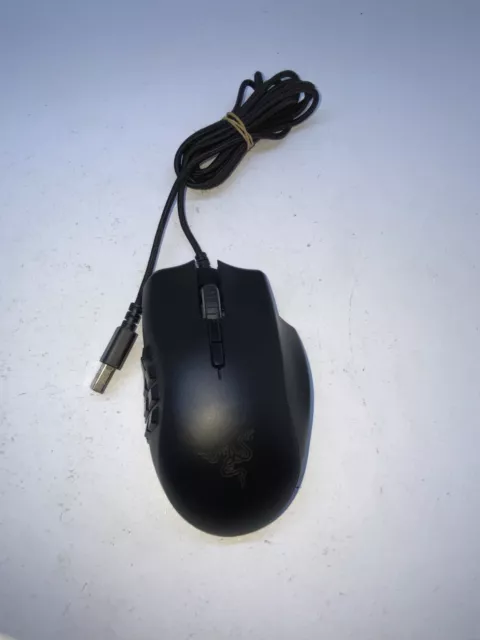 Souris Razer Naga Trinity - pour droitiers - état correct - 17 Boutons