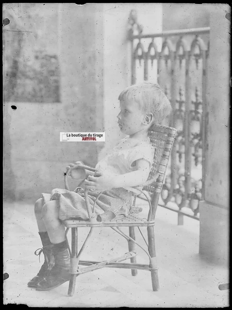 Plaque verre photo ancienne négatif noir et blanc 9x12 cm maman fille enfant
