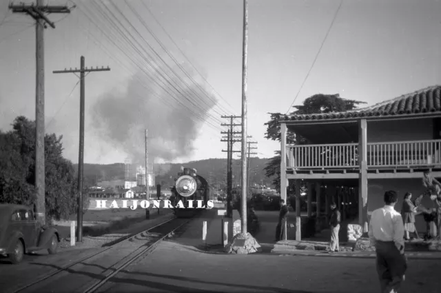 SOUTHERN PACIFIC LINES,STEAM,TRAIN 78,4-6-2,STATION,PASSENGER,1940s,DEPOT,CA,SP