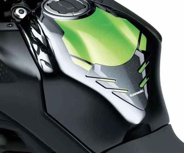 Kawasaki Versys 650 Tank Pad from Model 2022