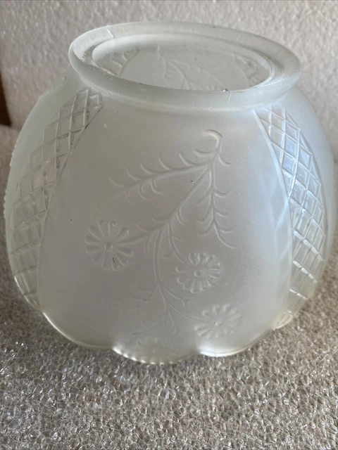 Vtg 3” ID  4” OD Fitter Frosted FLoral ETCHED FILIGREE GLASS GAS  LAMP SHADE 1