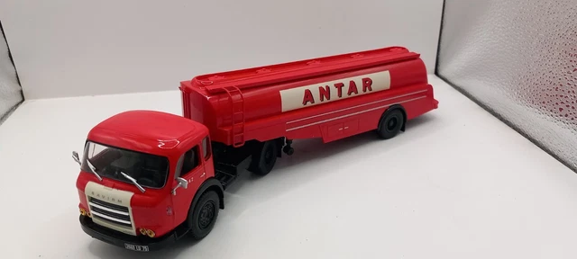Altaya / Ixo. Collection Michelin. Renault Saviem. E:1/43. Réf. 007/M 09583