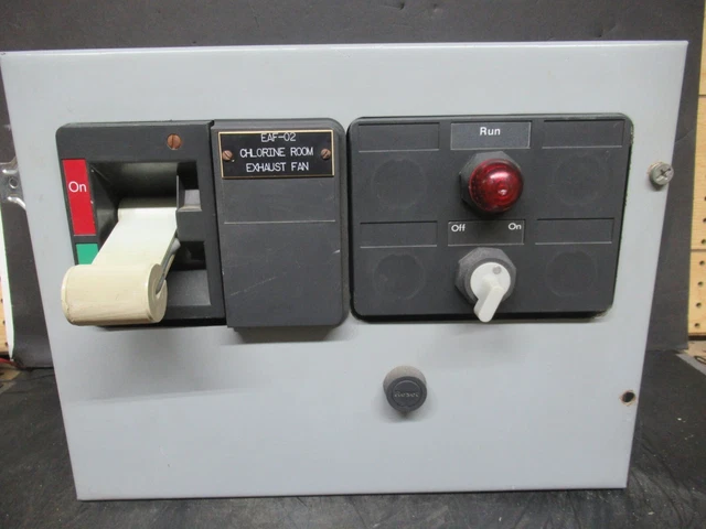 Cutler Hammer Motor Starter Control Bucket 2100 12" Nema Size 1 A200M1Cacp 7 Amp