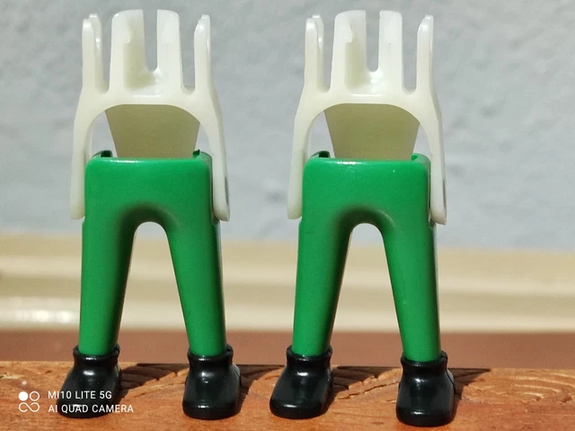 Playmobil Pirata descalzo con mapa del tesoro y pañuelo verde
