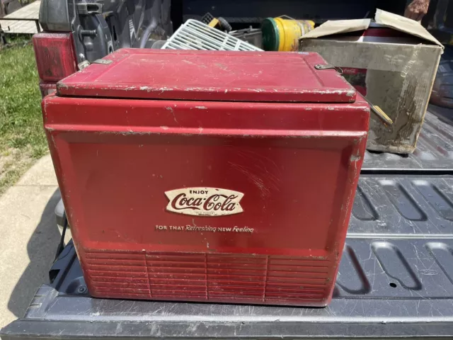 1950’s VINTAGE Coca Cola PICNIC Cooler Progress REFRIGERATOR CO. LOUISVILLE KY