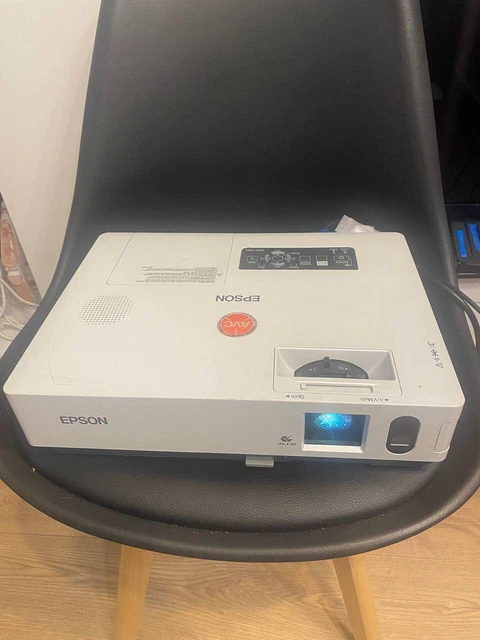EPSON EMP-1810 LCD-Projektor, Overheadprojektor, 88 Betriebsstunden