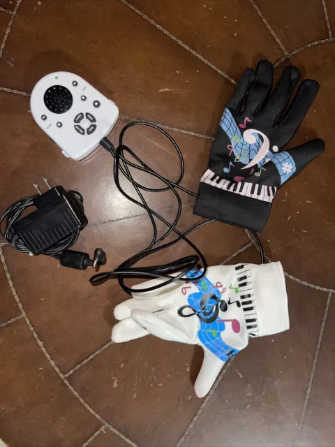 The Tap a Tune Musical Electronic Piano Gloves Converts to Keyboard (HOME16)