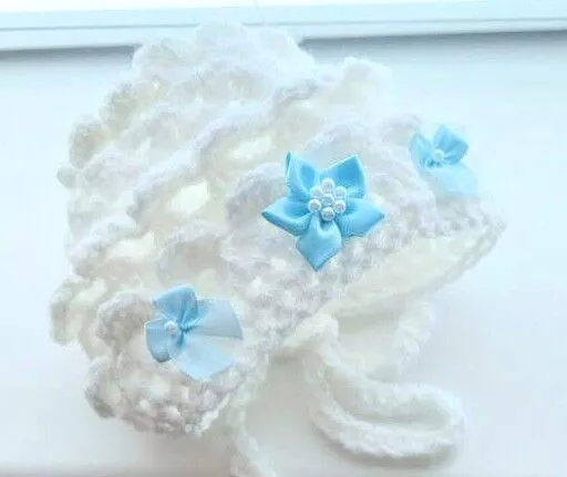 baby girl crochet bonnet hat 1 baby blue  flower 2 baby blue  bows handmade