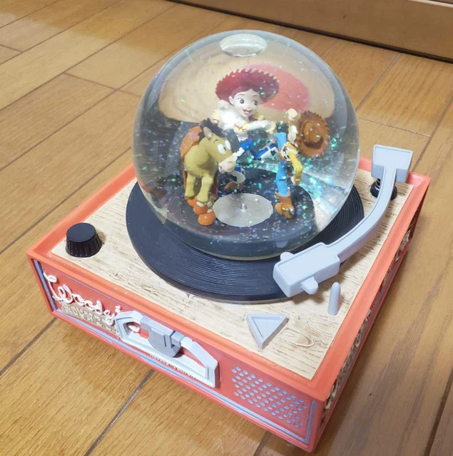 DISNEY TOY STORY 2 Woody’s Roundup Record Player Snow Globe Music Box