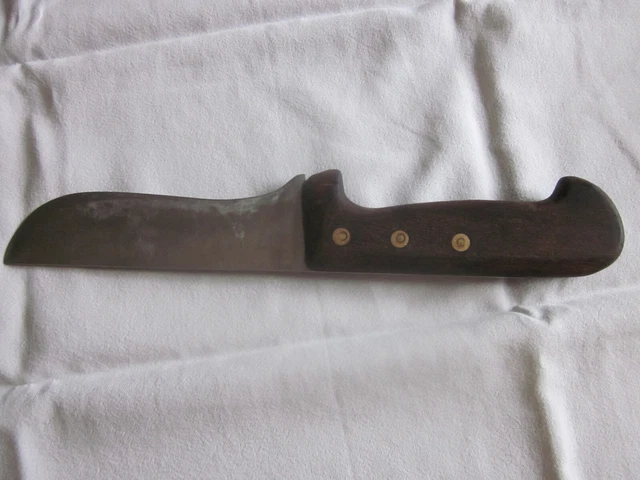 ANCIEN COUTEAU DE cuisine boucher /Véritable Pradel , manche en bois