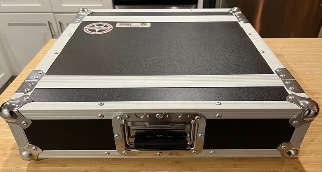 Road Runner 2U Deluxe Effects Rack Case