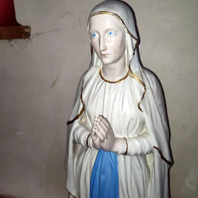 Ancienne grande statue de la Vierge Marie en plâtre polychrome  h: 80cm 2