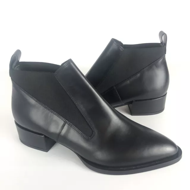 Vince Yarrow Chelsea boot Womens 6 36  Black leather flat Italy slip on ankle