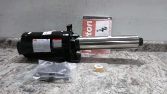 Dayton 45MW82 3 HP 230VAC Three Phase Cast Iron Housing Booster Pump