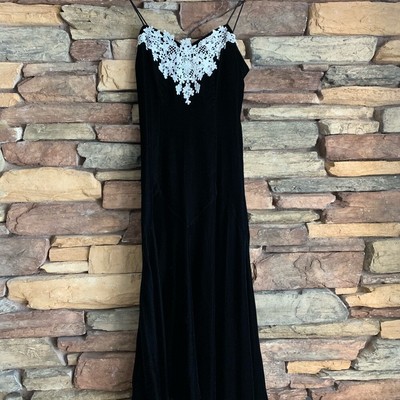 Jessica McClintock Gunne Sax Black Velvet White Lace Vintage Dress Small