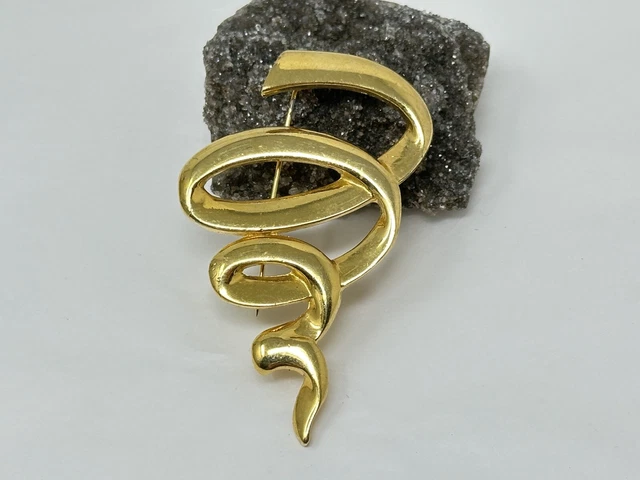 VINTAGE GOLDTONE JJ Jonette Jewelry Swirled Ribbon Brooch Pin