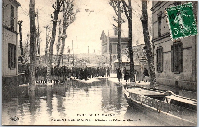 94 NOGENT SUR MARNE - entree de l'avenue Charles V crue de 1910
